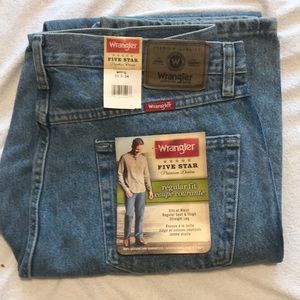 Wrangler Five Star jeans in light blue, W36 L34, NWT.